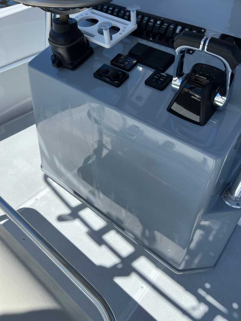 2005 Contender 31 Cuddy – Swell Chaser